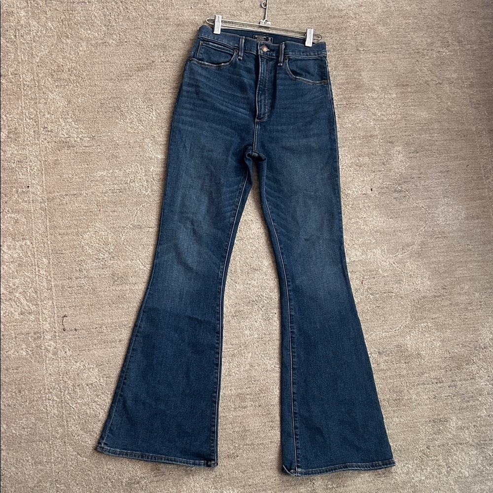 Abercrombie 26R Flare Jeans NWOT